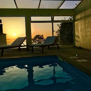 Casa Da Relva Com Piscina Aquecida Interna Apartament Arco da Calheta (Madeira)